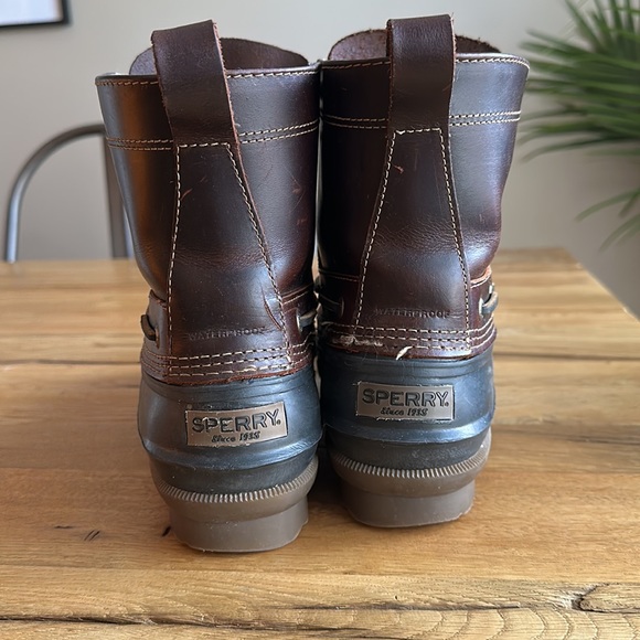 Sperry boots - Picture 5 of 5